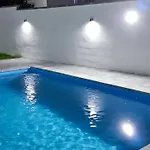 Kuca Za Odmor Noah Ferienhaus